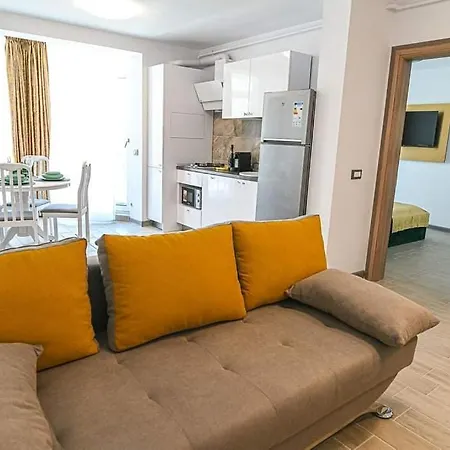 Monik Yellow Alezzi Aparthotel Năvodari